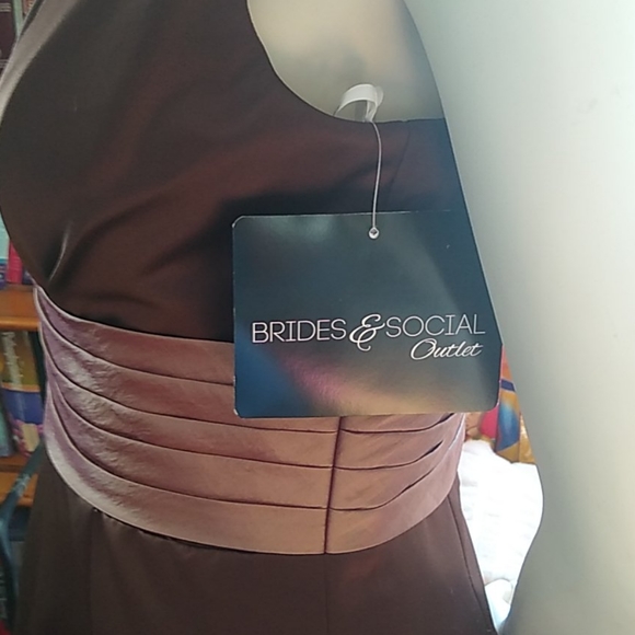 Brown De Vinci Formal Gown, NEW w/Tags - Picture 4 of 8